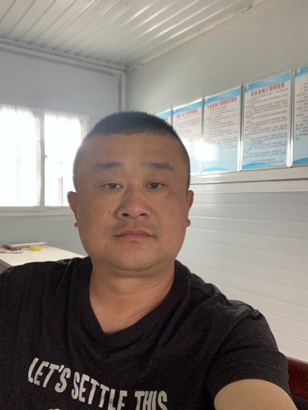 丘山??的第一张照片--东莞相亲服务中心