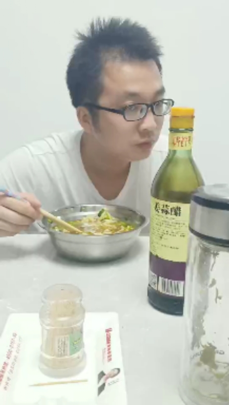 超超的第一张照片--东莞相亲服务中心