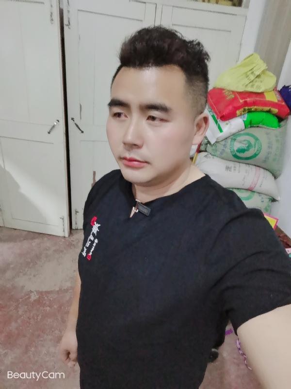 阿杰的第一张照片--东莞相亲服务中心