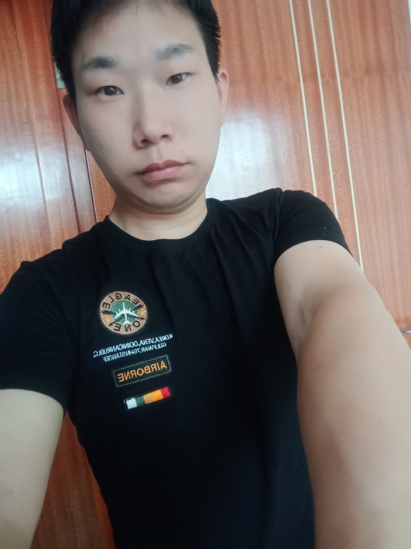 求真的第一张照片--东莞相亲服务中心