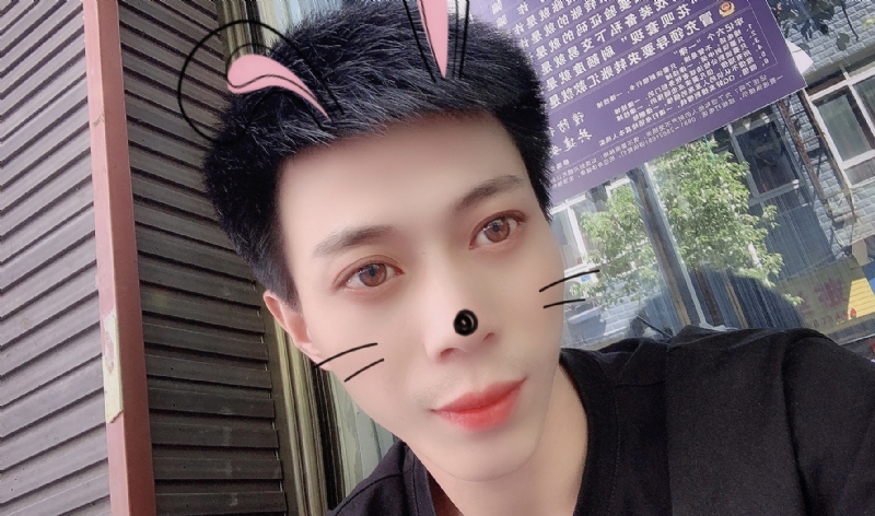 酒伴你的第一张照片--东莞相亲服务中心