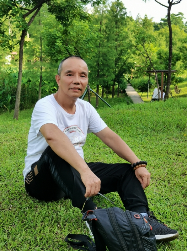 稳重大方的第二张照片--东莞相亲服务中心