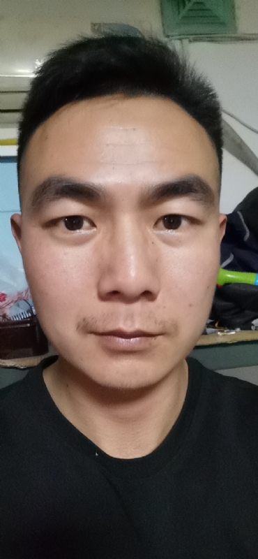 朴实无华的第三张照片--东莞相亲服务中心