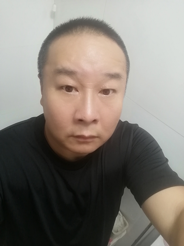 一束光的第一张照片--东莞相亲服务中心