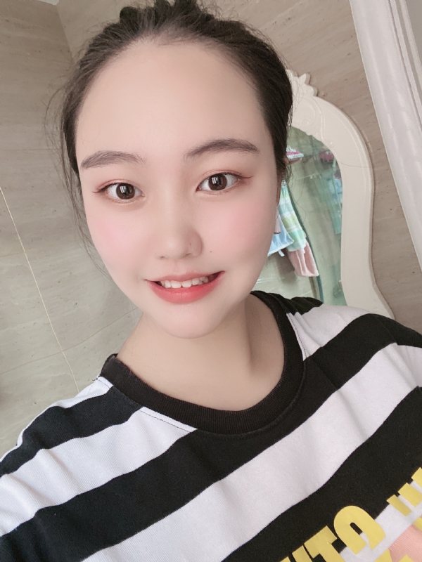 灵儿的第二张照片--东莞相亲服务中心