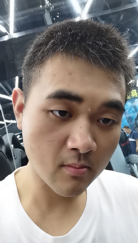 回眸一笑的第二张照片--东莞相亲服务中心