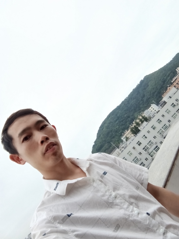 会飞的鱼的第一张照片--东莞相亲服务中心