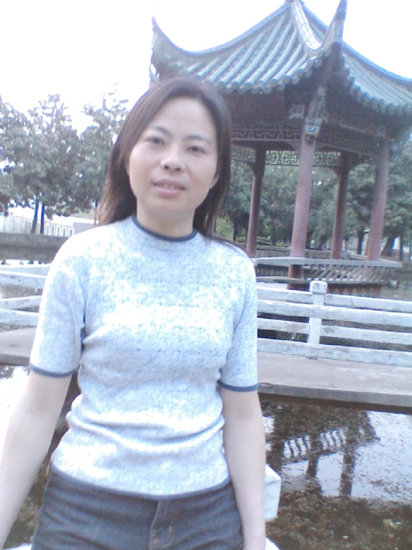 小草的第二张照片--东莞相亲服务中心