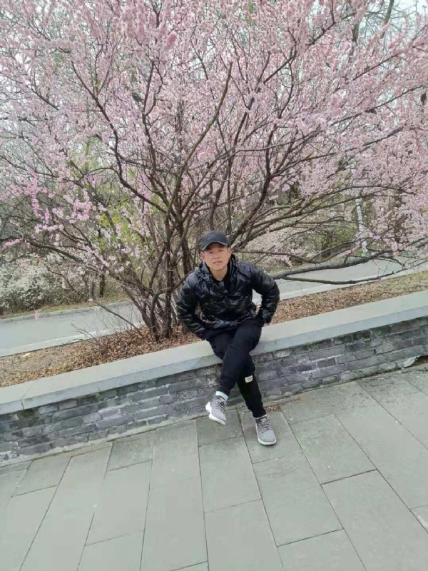 寻找幸福的第一张照片--东莞相亲服务中心