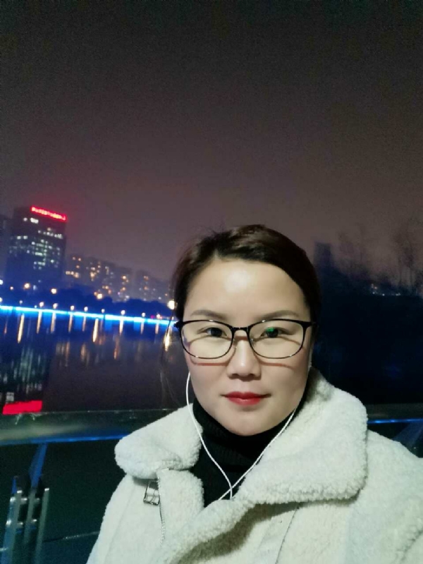 小英的第一张照片--东莞相亲服务中心