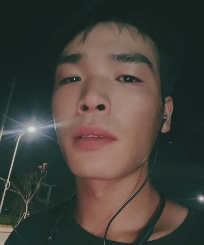 满船清梦压星河的第一张照片--东莞相亲服务中心