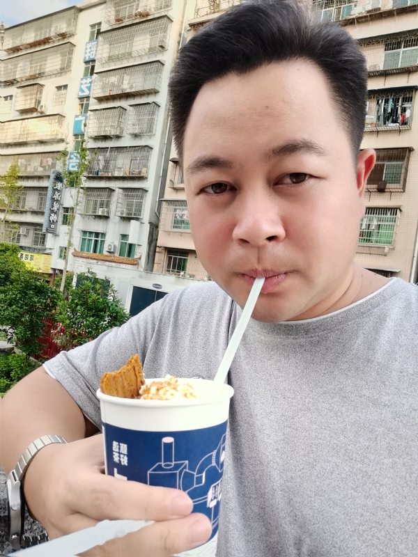 K金o的第一张照片--东莞相亲服务中心