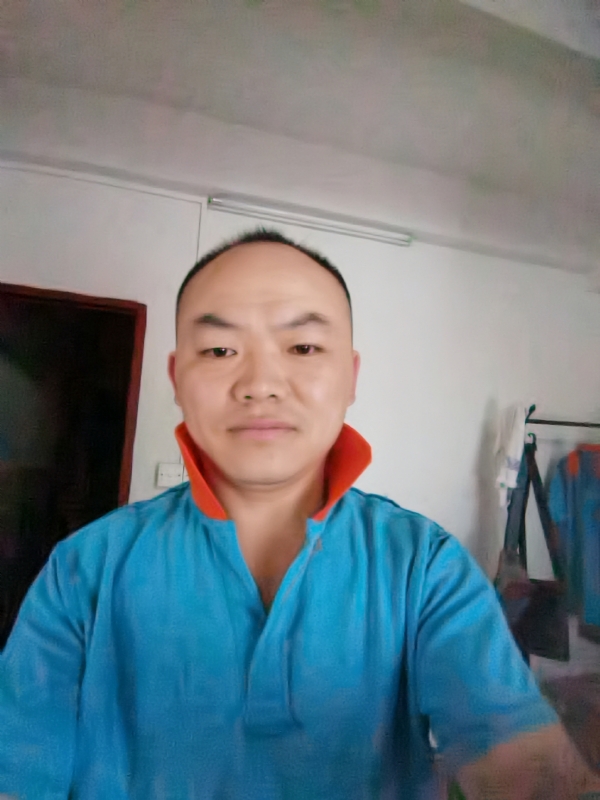 与子携老的第五张照片--东莞相亲服务中心