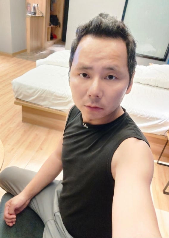 爱远的要命的第一张照片--东莞相亲服务中心