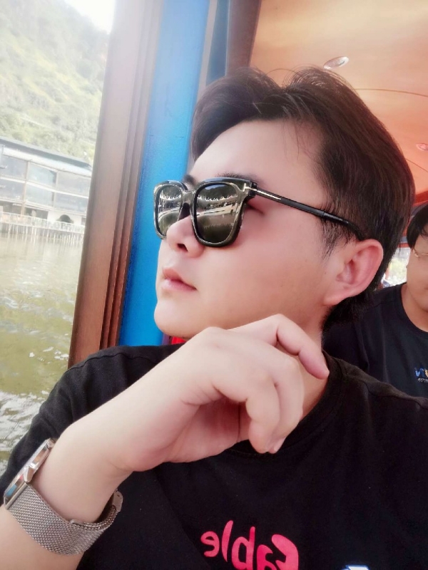 曲生的第三张照片--东莞相亲服务中心