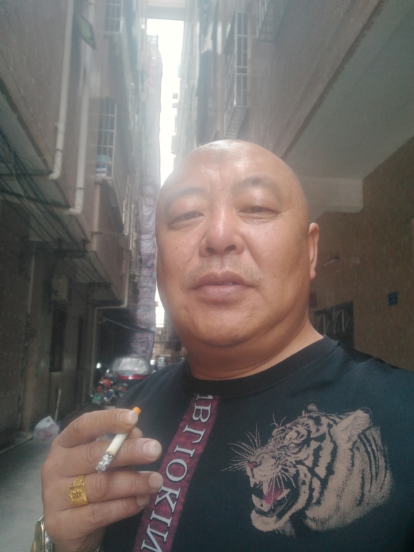 人在TA乡的第一张照片--东莞相亲服务中心