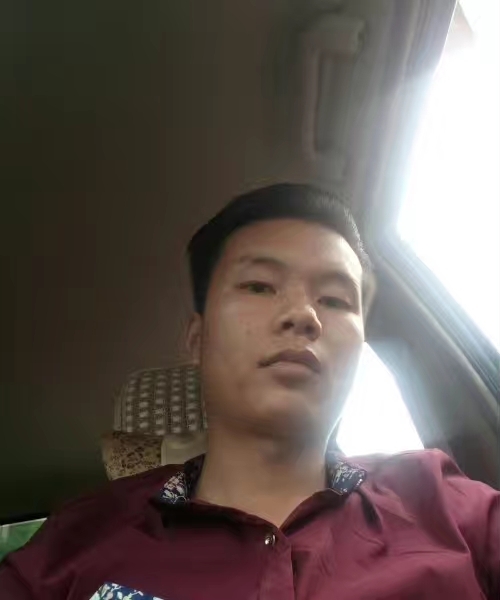 单亲爸爸的第一张照片--东莞相亲服务中心