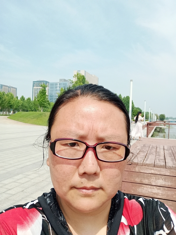 苦乐的第四张照片--东莞相亲服务中心