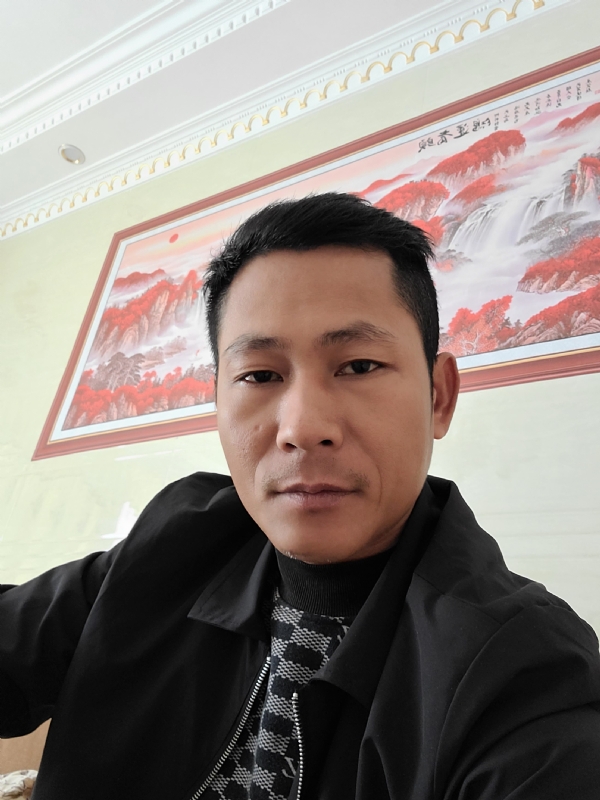 大叔的第一张照片--东莞相亲服务中心