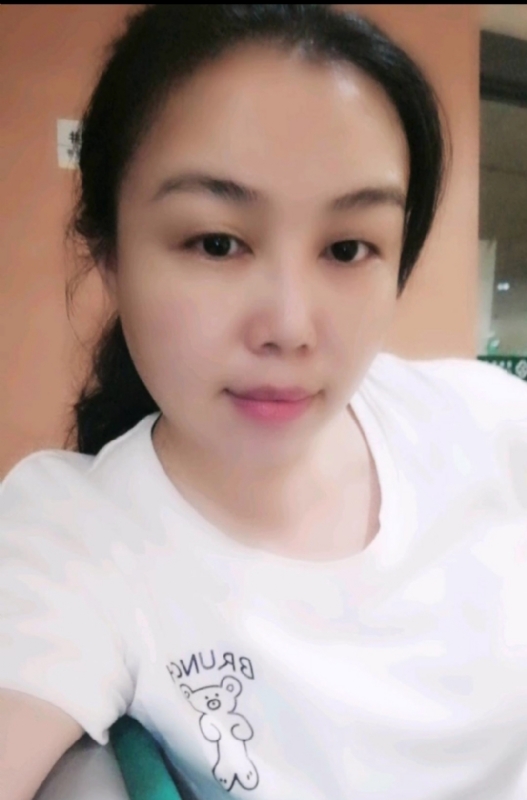 淡淡的云的第二张照片--东莞相亲服务中心