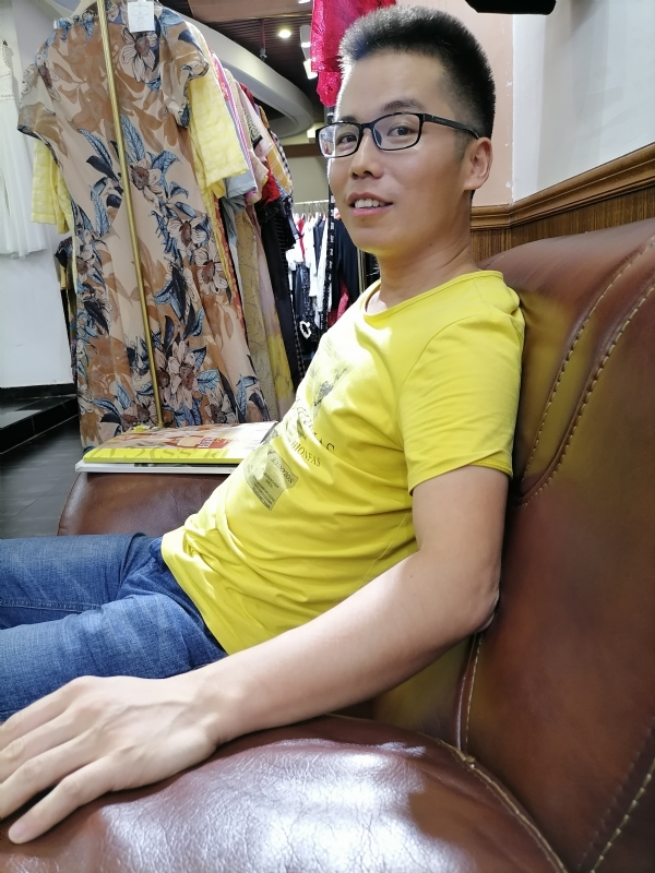 汪顺鹏的第一张照片--东莞相亲服务中心