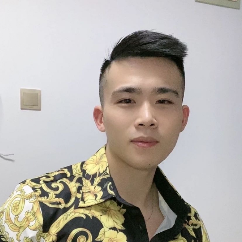 迷彩冲锋衣的第一张照片--东莞相亲服务中心