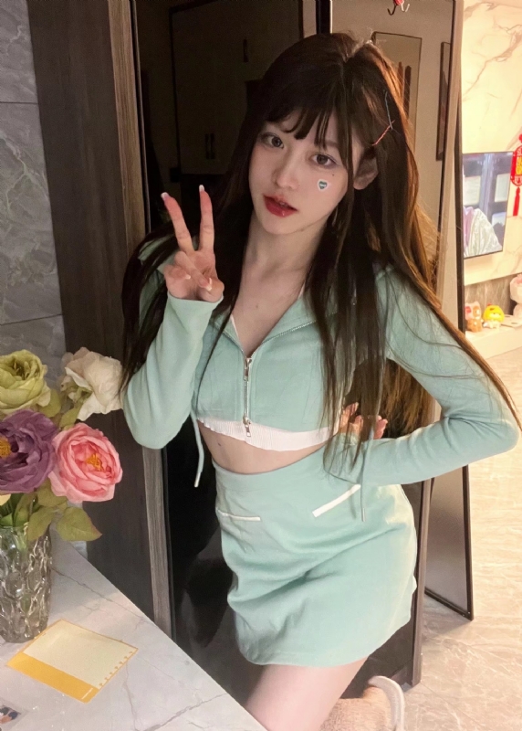 丹Dan的第一张照片--东莞相亲服务中心