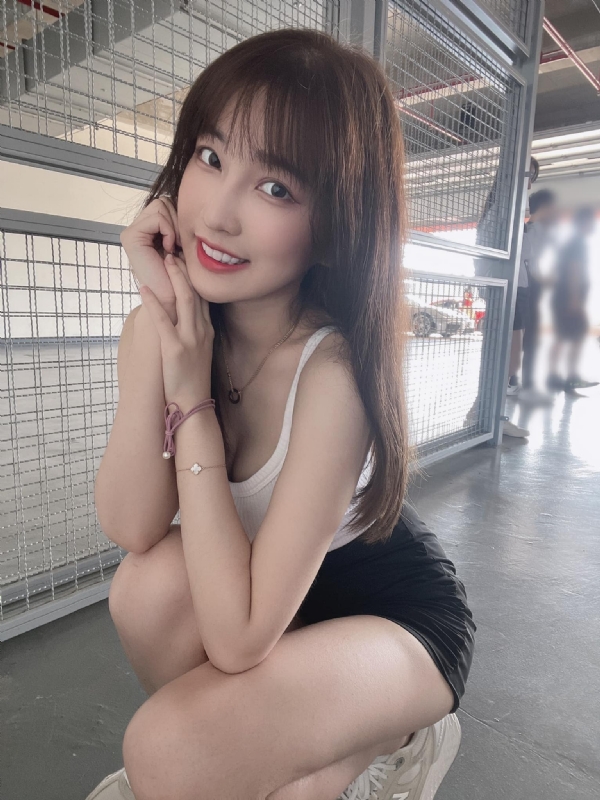 欣妍的第一张照片--东莞相亲服务中心