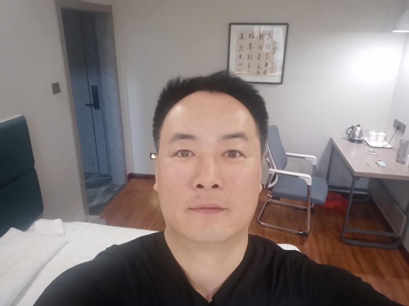 莫待花落空折枝的第一张照片--东莞相亲服务中心