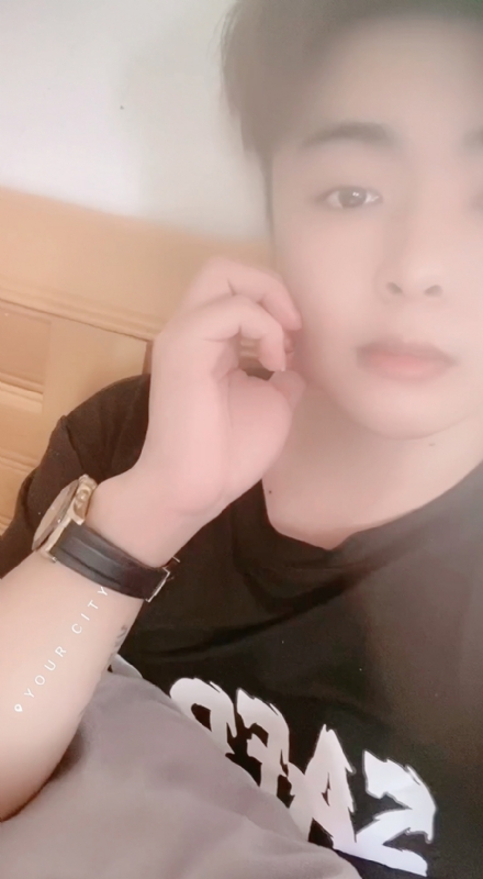 90后的第二张照片--东莞相亲服务中心