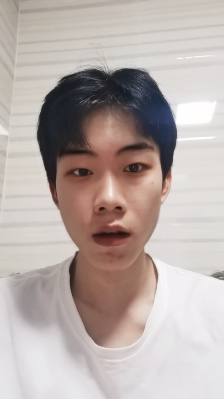 嘿的第二张照片--东莞相亲服务中心