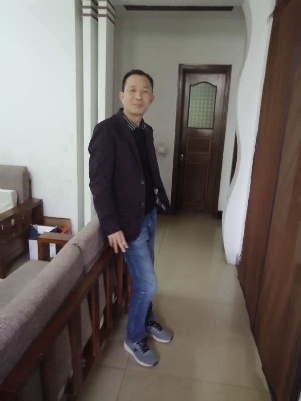 相亲相爱的第二张照片--东莞相亲服务中心