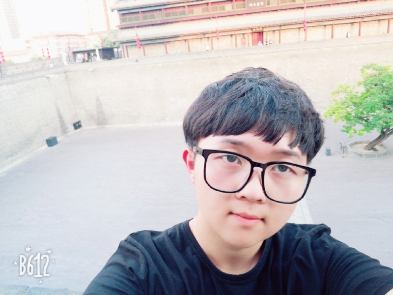 白夜行中人的第三张照片--东莞相亲服务中心