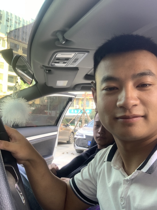 古有风琴的第三张照片--东莞相亲服务中心