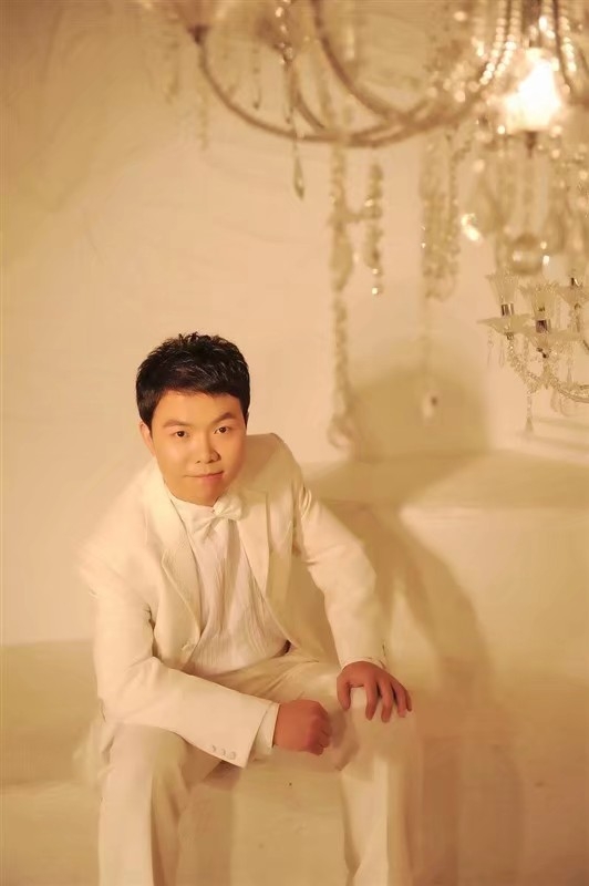 龙樱花的第一张照片--东莞相亲服务中心