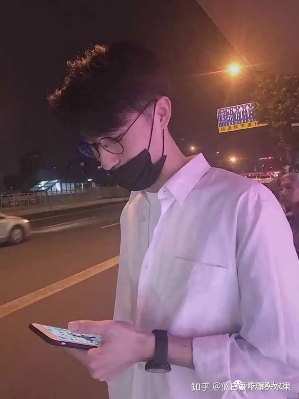 情圣的第一张照片--东莞相亲服务中心