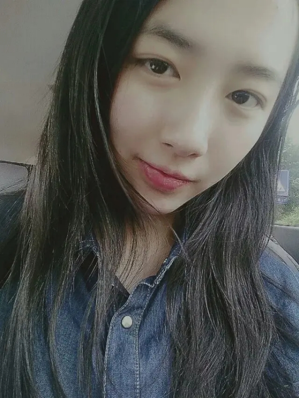 小她的第一张照片--东莞相亲服务中心