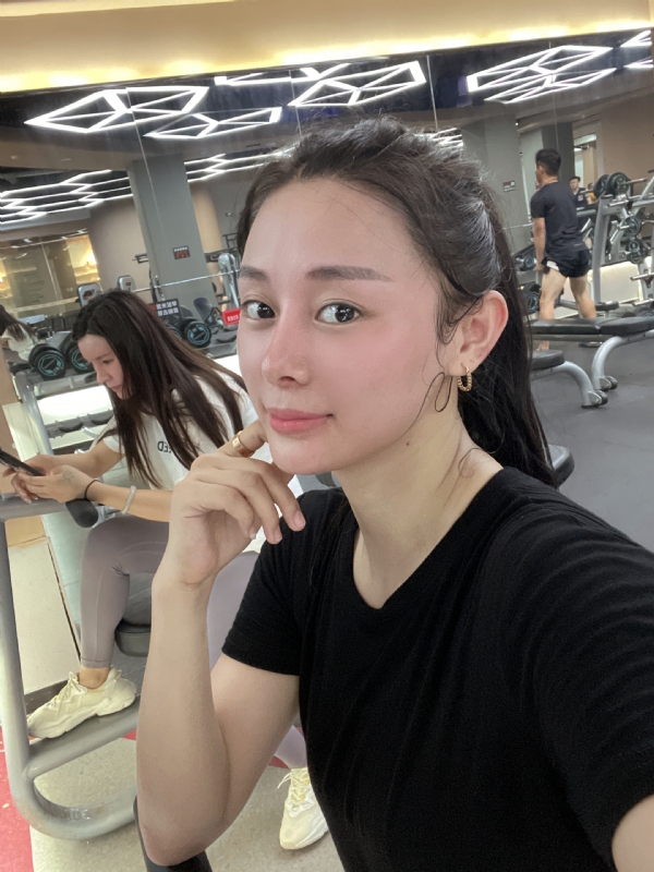 凉人心的第三张照片--东莞相亲服务中心