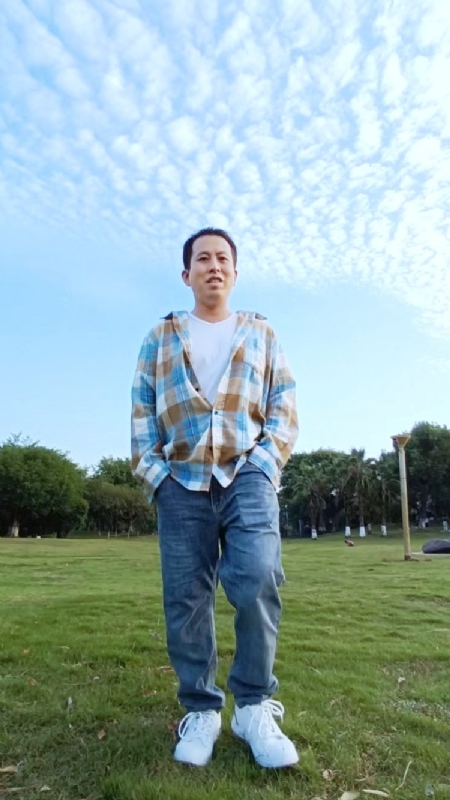 曹先生的第一张照片--东莞相亲服务中心