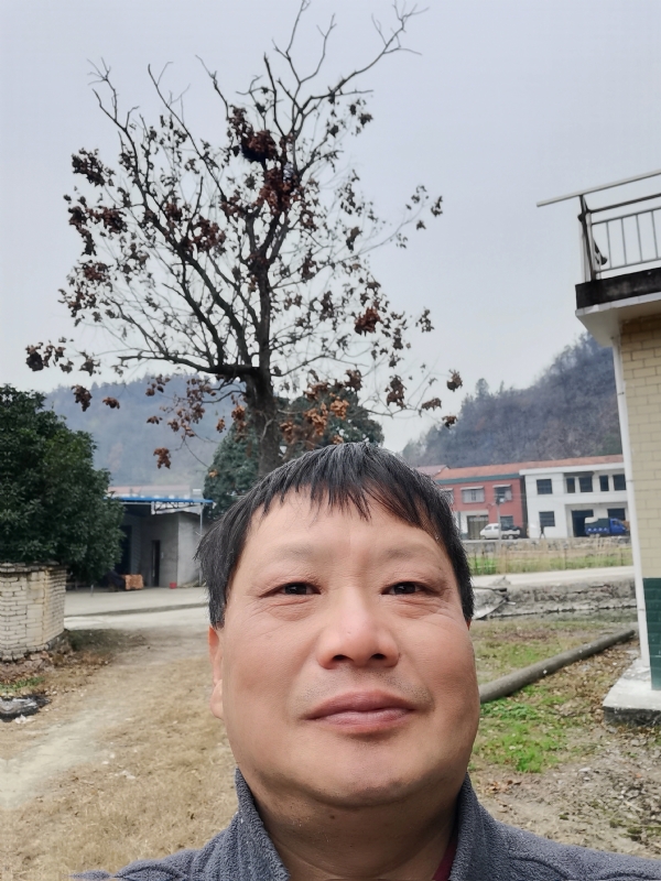 苏众青春冲浪的第二张照片--东莞相亲服务中心