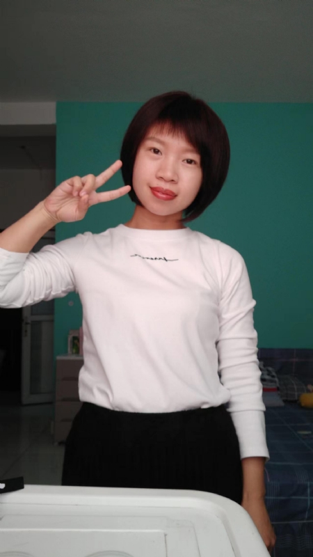 向日葵的第一张照片--东莞相亲服务中心