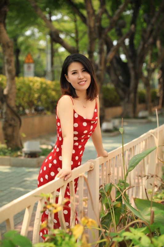 罗林的第四张照片--东莞相亲服务中心