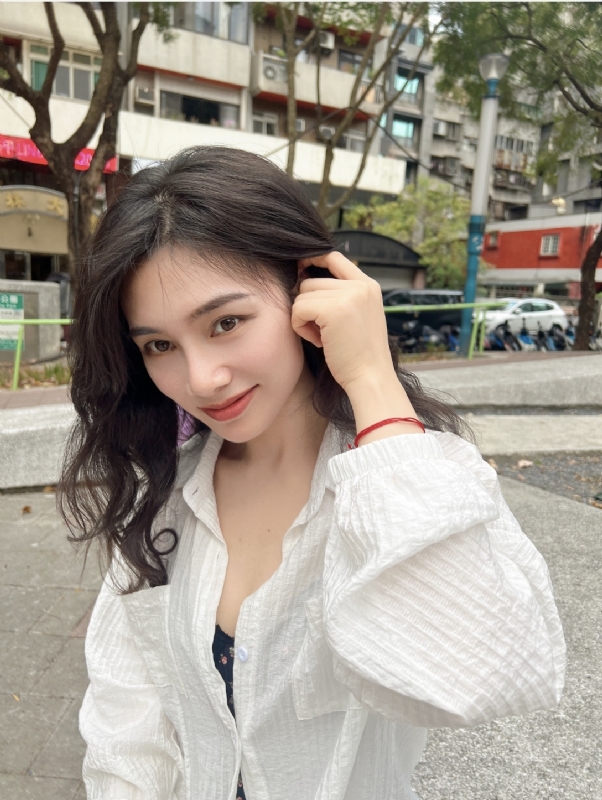 韵韵的第一张照片--东莞相亲服务中心