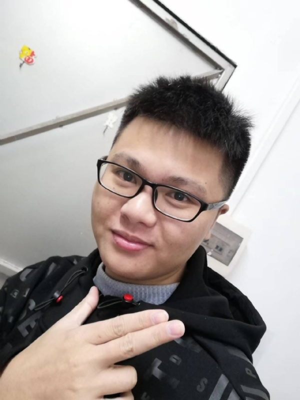 小小梦执的第一张照片--东莞相亲服务中心