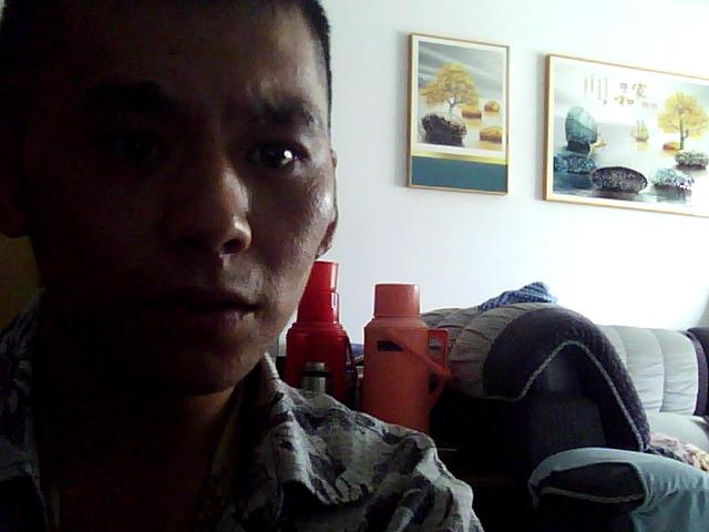 为爱而奋斗的第一张照片--东莞相亲服务中心