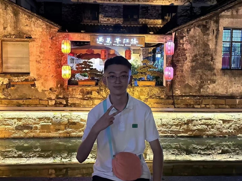 李四的第一张照片--东莞相亲服务中心