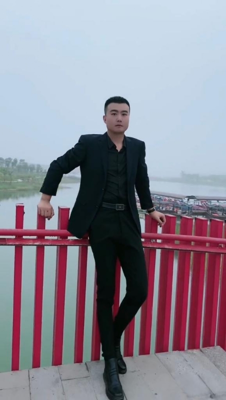 Albert的第一张照片--东莞相亲服务中心