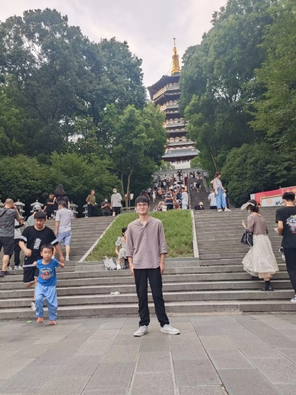 阳光男孩的第五张照片--东莞相亲服务中心