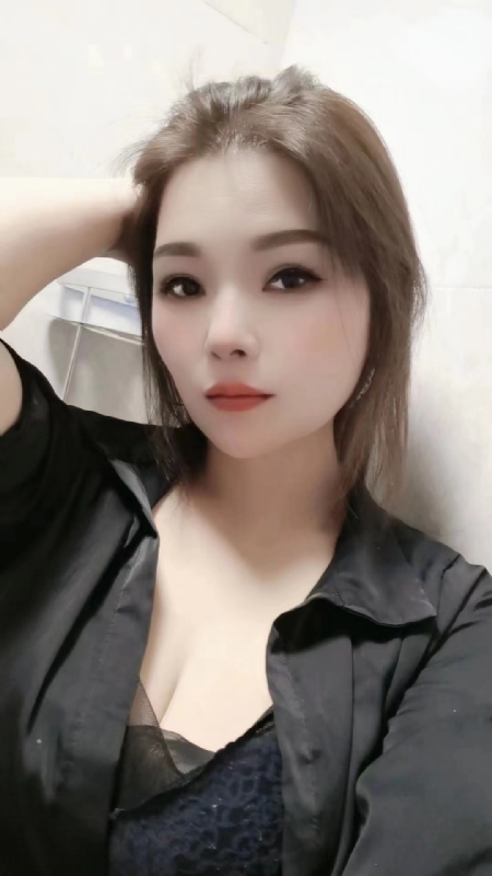 爱笑的女孩的第一张照片--东莞相亲服务中心