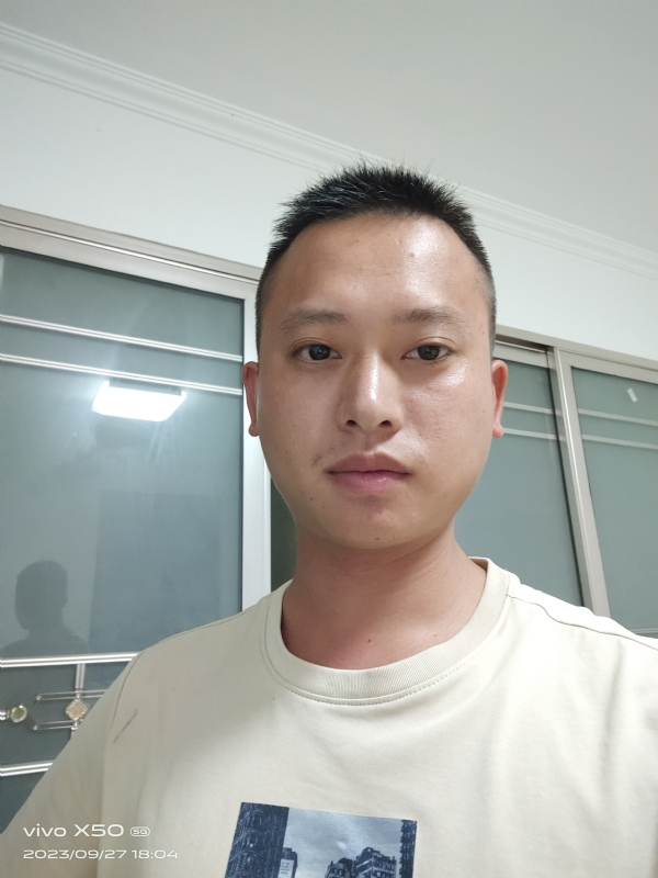 小yan同学的第一张照片--东莞相亲服务中心